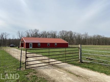 Land in Hickory County, Missouri