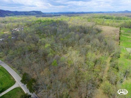 Farm and Ranch in Hardin County, Kentucky