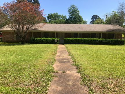 House in Anderson County, Texas