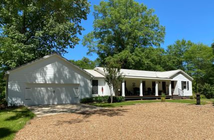 Farm and Ranch in Madison County, Mississippi