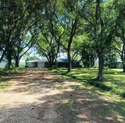 Farm and Ranch in Austin County, Texas