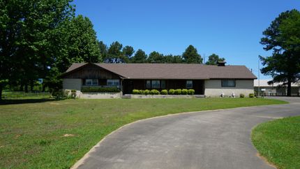 Farm and Ranch in Le Flore County, Oklahoma