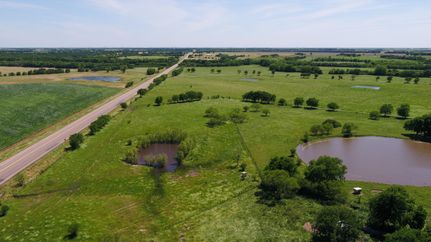 Farm and Ranch in Falls County, Texas
