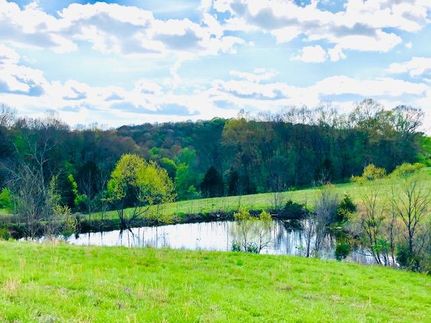 Farm and Ranch in Green County, Kentucky