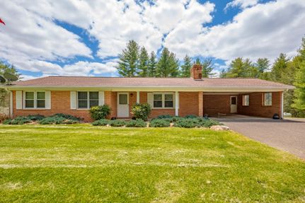Farm and Ranch in Carroll County, Virginia