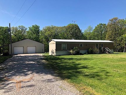 Farm and Ranch in Montgomery County, Missouri