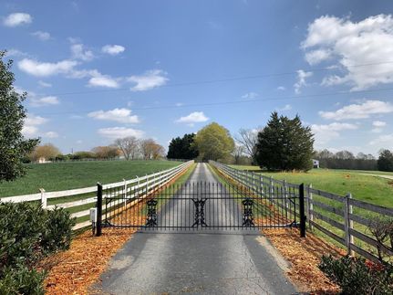 Farm and Ranch in Pickens County, South Carolina
