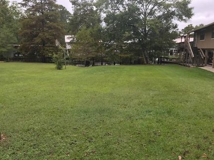 Land in Livingston Parish, Louisiana