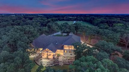 Farm and Ranch in Grayson County, Texas
