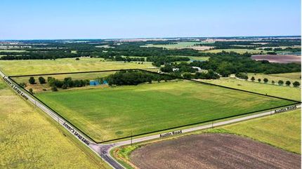 Farm and Ranch in Grayson County, Texas