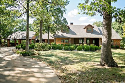 Farm and Ranch in Henderson County, Texas