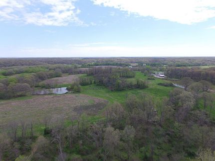 Farm and Ranch in Montgomery County, Illinois