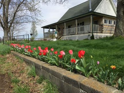 Farm and Ranch in Metcalfe County, Kentucky