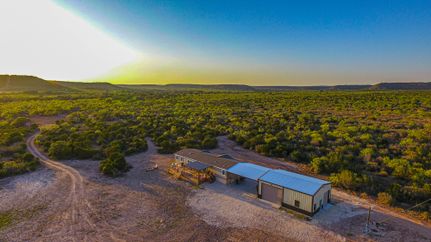 Farm and Ranch in Kimble County, Texas