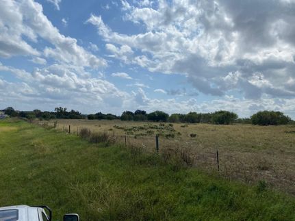 Farm and Ranch in Wilson County, Texas