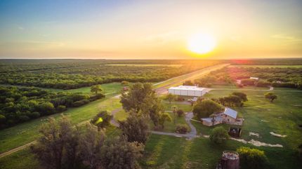 Land in Dimmit County, Texas