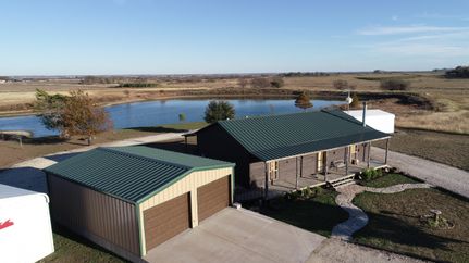 Farm and Ranch in Hill County, Texas