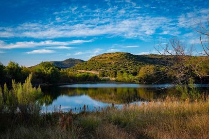 Lakefront Property in Uvalde County, Texas