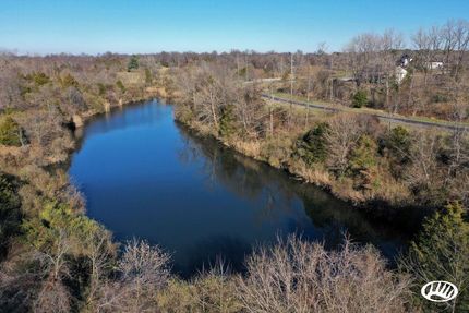 Farm and Ranch in Williamson County, Illinois
