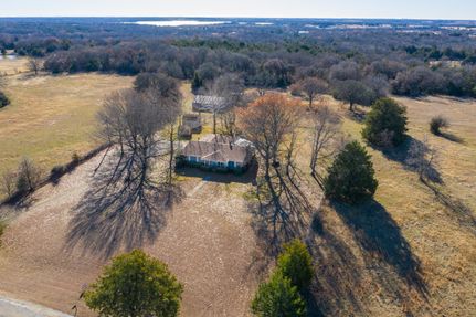 Farm and Ranch in Grayson County, Texas