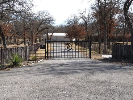 Farm and Ranch in Parker County, Texas