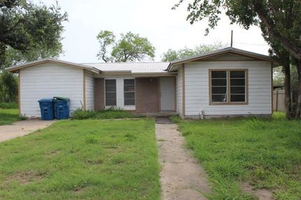 Timberland Property in Bee County, Texas
