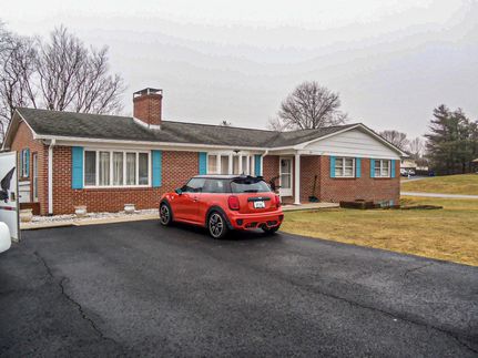 Farm and Ranch in Montgomery County, Virginia