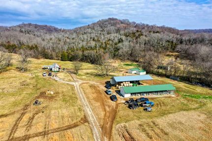 Farm and Ranch in Bedford County, Tennessee