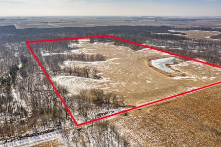Land in Fayette County, Illinois