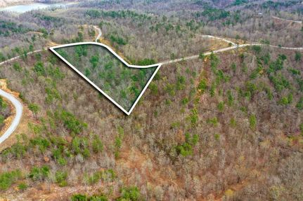 Land in Humphreys County, Tennessee