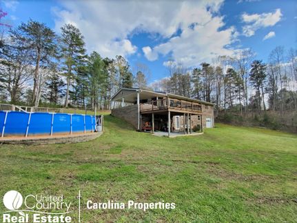 Farm and Ranch in Davie County, North Carolina