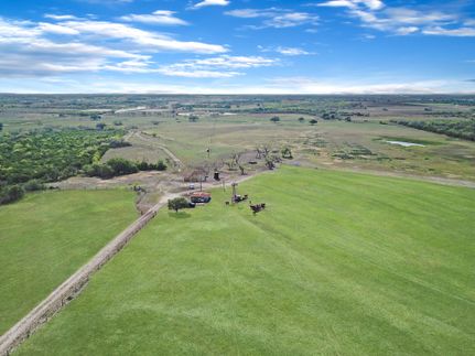 Farm and Ranch in Karnes County, Texas