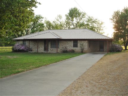 Farm and Ranch in Lamar County, Texas