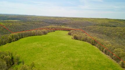 Farm and Ranch in Douglas County, Missouri