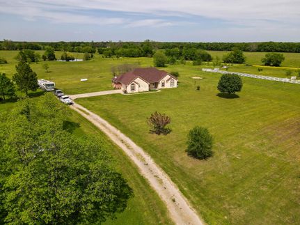 Farm and Ranch in Hunt County, Texas