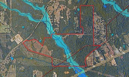 Farm and Ranch in Smith County, Texas