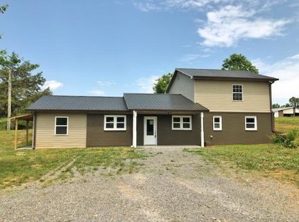 Farm and Ranch in Warren County, Tennessee