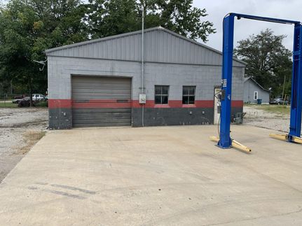 Farm and Ranch in Marion County, Illinois