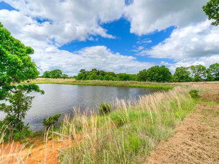 Farm and Ranch in Lincoln County, Oklahoma