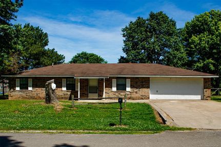 Land in Sequoyah County, Oklahoma