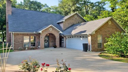 House in Smith County, Texas
