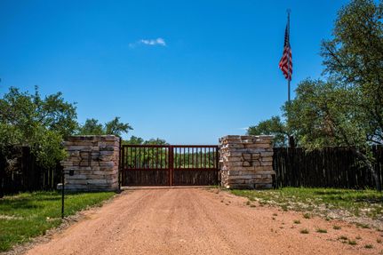 Farm and Ranch in Kerr County, Texas