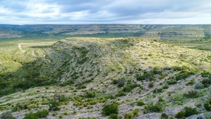 Farm and Ranch in Val Verde County, Texas