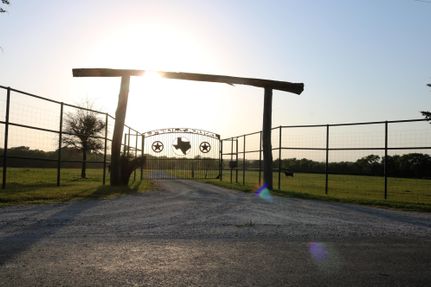 Land in Grayson County, Texas