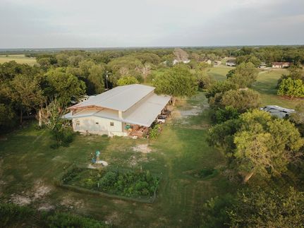 Waterfront Property in Wilson County, Texas