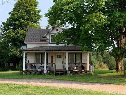 Farm and Ranch in Alger County, Michigan
