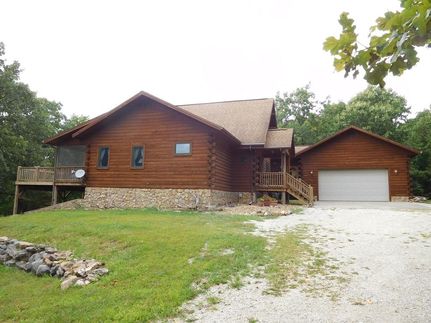 Land in Hickory County, Missouri