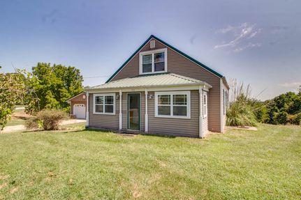 House in Calhoun County, Illinois