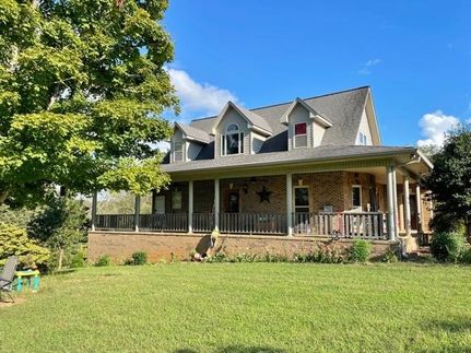 Farm and Ranch in Warren County, Tennessee