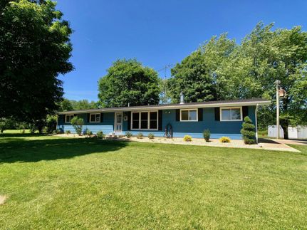 Farm and Ranch in Lee County, Illinois